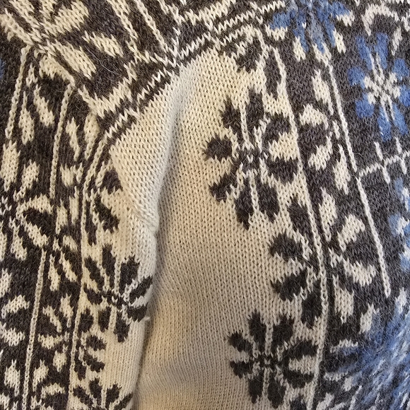 Intiwara 100% Alpaca Wool Sweater. Size L - Picture 10 of 11